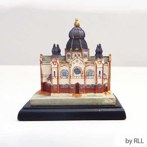 Paperweight Figurine Subotica Synagogue Resin  ITEM ALPW-20133 REDUCED